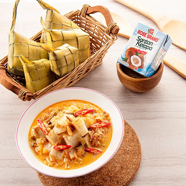 KETUPAT SAYUR