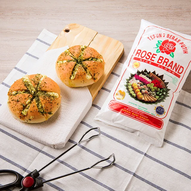 KOREAN GARLIC CHEESE BREAD