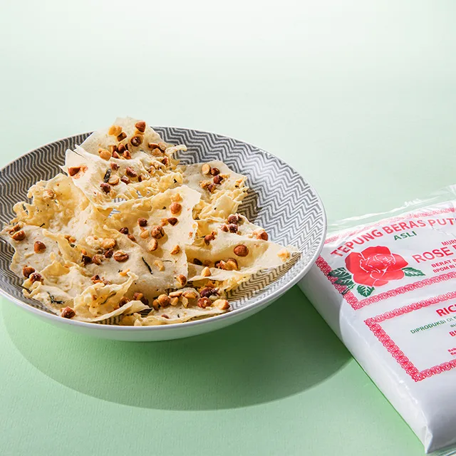 REMPEYEK KACANG