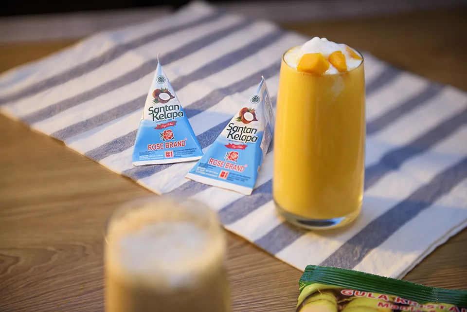 MANGO SMOOTHIES