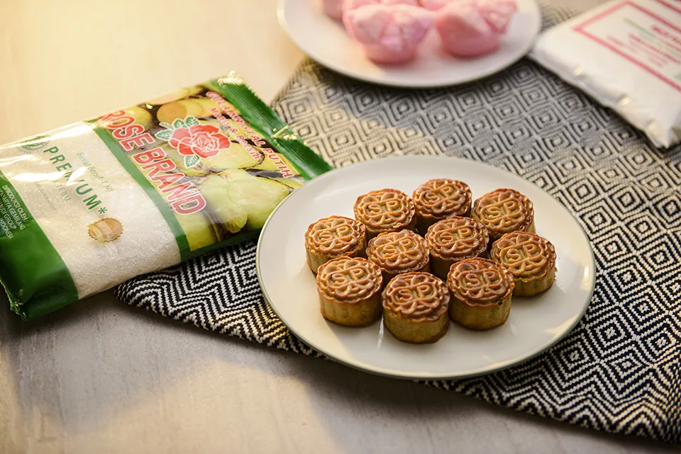 MOON CAKE